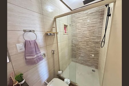 Apartamento para alugar com 75m², 2 quartos e 1 vagaBanheiro