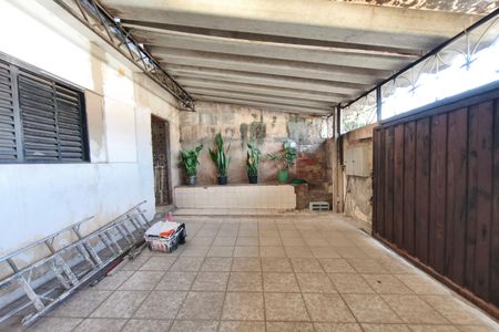Quintal - Garagem de casa para alugar com 1 quarto, 84m² em Vila Aeroporto Iii, Campinas