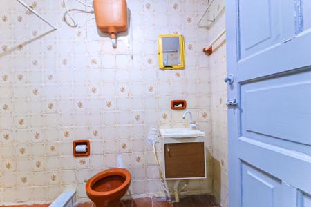 Banheiro de casa para alugar com 1 quarto, 44m² em Pilares, Rio de Janeiro