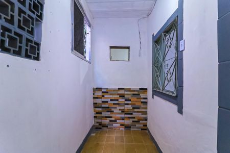 Entrada de casa para alugar com 1 quarto, 44m² em Pilares, Rio de Janeiro