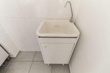 Apartamento para alugar com 35m², 2 quartos e sem vaga Apartamento para alugar com 35m², 2 quartos e sem vagaCozinha e Área de Serviço