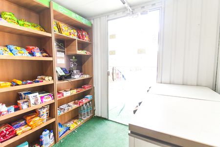 Apartamento para alugar com 35m², 2 quartos e sem vaga Apartamento para alugar com 35m², 2 quartos e sem vagaMini Mercado