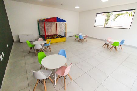 Apartamento para alugar com 35m², 2 quartos e sem vaga Apartamento para alugar com 35m², 2 quartos e sem vagaBrinquedoteca