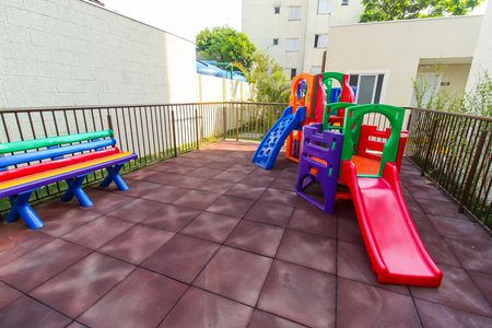 Apartamento para alugar com 35m², 2 quartos e sem vaga Apartamento para alugar com 35m², 2 quartos e sem vagaÁrea comum - Playground