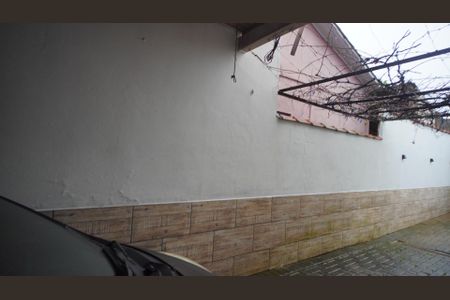 Vista para pátio  de casa à venda com 4 quartos, 137m² em Santa Rosa de Lima, Porto Alegre