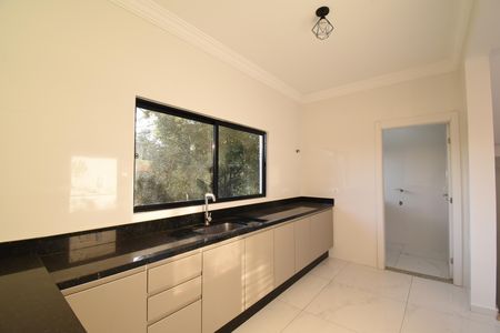 Casa de condomínio para alugar com 155m², 3 quartos e 2 vagasCozinha