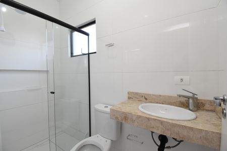 Casa de condomínio para alugar com 155m², 3 quartos e 2 vagasBanheiro da Suíte