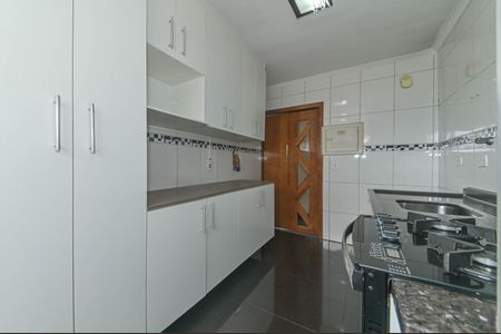 Apartamento à venda com 55m², 2 quartos e 1 vaga Apartamento à venda com 55m², 2 quartos e 1 vagaCozinha