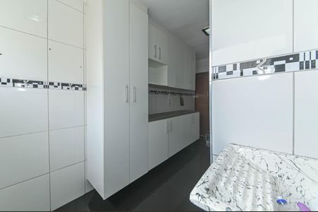 Apartamento à venda com 55m², 2 quartos e 1 vaga Apartamento à venda com 55m², 2 quartos e 1 vagaLavanderia