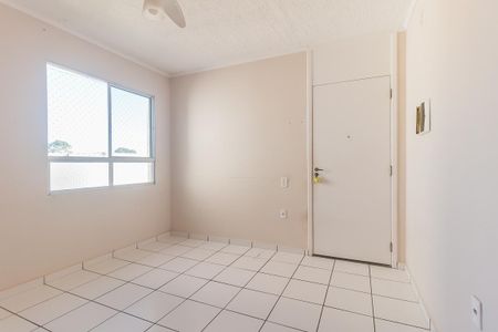 Sala de apartamento para alugar com 2 quartos, 56m² em Conjunto Bom Pastor, Mogi das Cruzes
