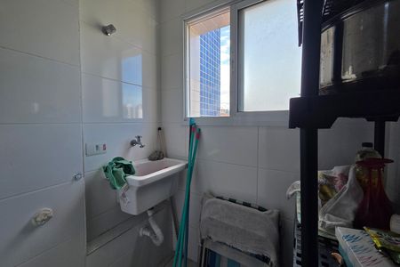 Área de Serviço de apartamento para alugar com 2 quartos, 100m² em Guilhermina, Praia Grande