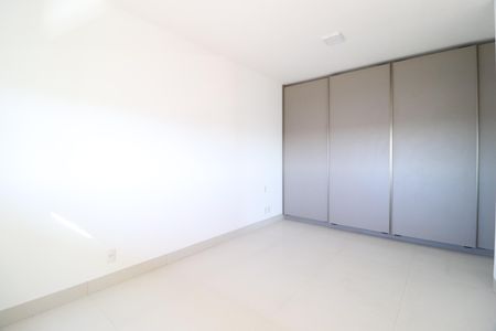 Apartamento para alugar com 145m², 3 quartos e 2 vagasQuarto 3 - Suíte