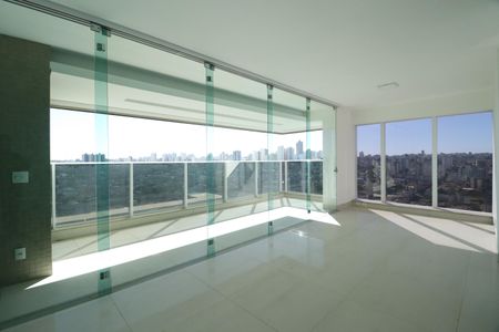 Apartamento para alugar com 3 quartos, 145m² em Tubalina, Uberlândia