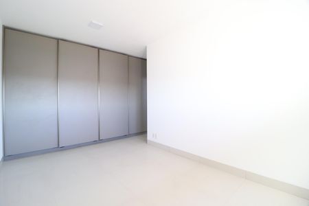 Apartamento para alugar com 145m², 3 quartos e 2 vagasQuarto 3 - Suíte