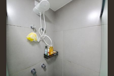 Banheiro de kitnet/studio à venda com 1 quarto, 25m² em Santa Cecilia, São Paulo