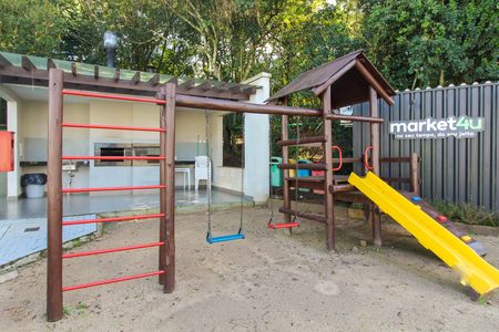Apartamento para alugar com 45m², 2 quartos e 1 vaga Apartamento para alugar com 45m², 2 quartos e 1 vagaÁrea comum - Playground