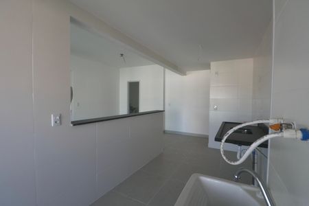 Área de Serviço de apartamento para alugar com 3 quartos, 104m² em Vila Alzira, Guarujá
