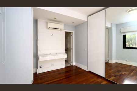 Suíte 1 de apartamento para alugar com 3 quartos, 158m² em Jardim Panorama, São Paulo