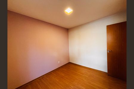 Quarto 2 de apartamento à venda com 2 quartos, 40m² em Chácara Estela, Barueri
