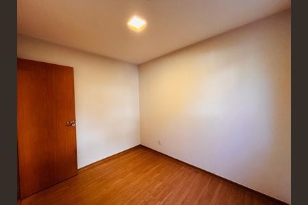 Apartamento à venda com 40m², 2 quartos e 1 vaga Apartamento à venda com 40m², 2 quartos e 1 vagaQuarto 1
