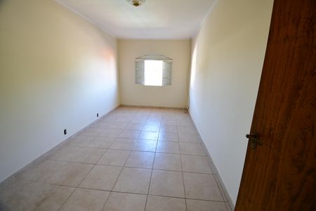 Casa à venda com 360m², 3 quartos e 3 vagasQuarto 2