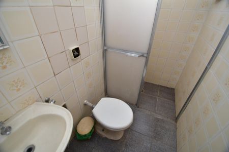 Casa à venda com 360m², 3 quartos e 3 vagasBanheiro social 2