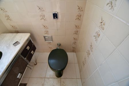 Casa à venda com 360m², 3 quartos e 3 vagasBanheiro de serviço