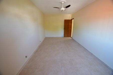 Casa à venda com 360m², 3 quartos e 3 vagasSuíte