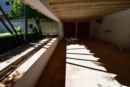 Garagem de casa à venda com 3 quartos, 360m² em Jardim Santa Genebra, Campinas
