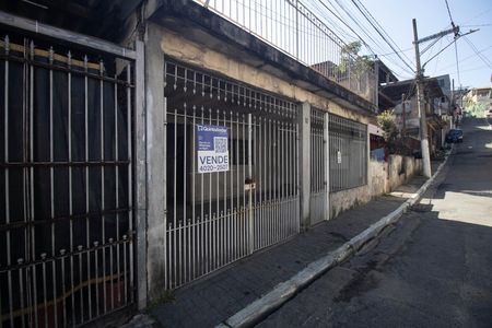Fachada  de casa à venda com 3 quartos, 143m² em Vila Fidalgo, São Paulo