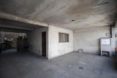 Garagem de casa à venda com 3 quartos, 143m² em Vila Fidalgo, São Paulo
