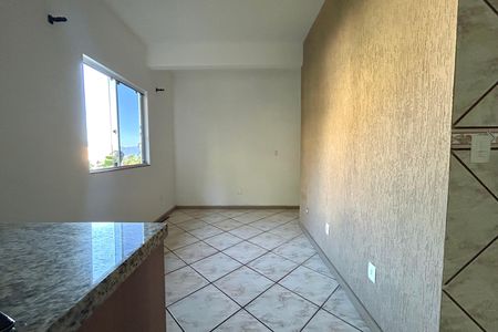 Sala de casa para alugar com 3 quartos, 84m² em Saco dos Limões, Florianópolis