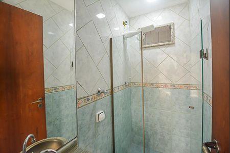 Apartamento para alugar com 84m², 3 quartos e 1 vaga Apartamento para alugar com 84m², 3 quartos e 1 vagaBanheiro 2