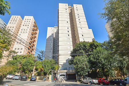 Apartamento para alugar com 84m², 3 quartos e 1 vaga Apartamento para alugar com 84m², 3 quartos e 1 vagaFachada e portaria