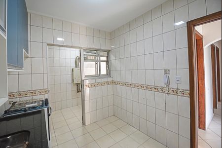 Cozinha de apartamento para alugar com 3 quartos, 84m² em Jardim Chácara Inglesa, São Bernardo do Campo