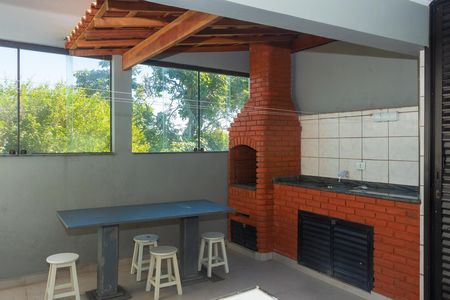 Área de Serviço de casa para alugar com 4 quartos, 240m² em Vila do Castelo, São Paulo