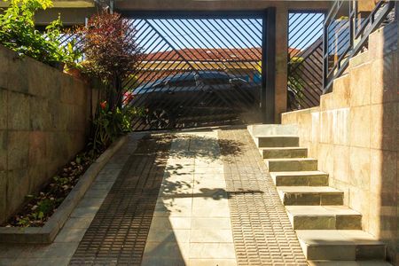 Garagem de casa para alugar com 4 quartos, 240m² em Vila do Castelo, São Paulo