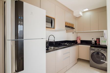 Apartamento para alugar com 33m², 2 quartos e sem vaga Apartamento para alugar com 33m², 2 quartos e sem vagaCozinha e Área de Serviço