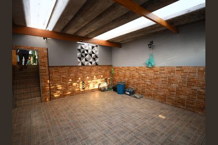 Garagem de casa para alugar com 3 quartos, 140m² em Jaguaribe, Osasco