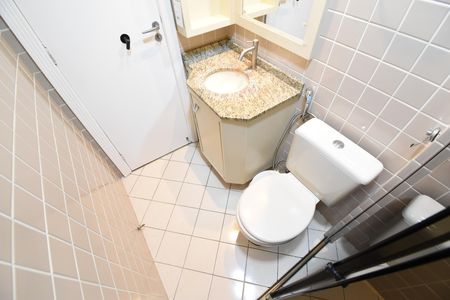 Apartamento à venda com 72m², 3 quartos e 1 vagaBanheiro 2