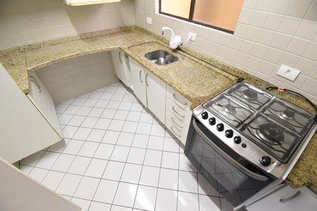 Cozinha de apartamento à venda com 3 quartos, 72m² em Abranches, Curitiba