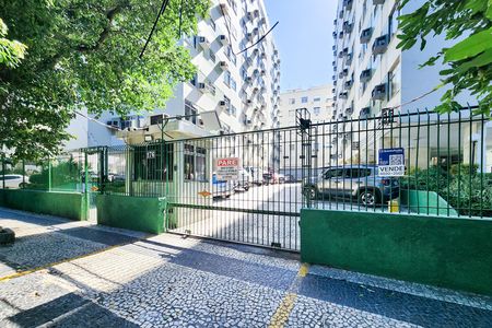 Fachada do Condomínio  de apartamento à venda com 2 quartos, 65m² em São Cristóvão, Rio de Janeiro