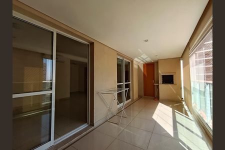 Apartamento para alugar com 108m², 4 quartos e 2 vagas Apartamento para alugar com 108m², 4 quartos e 2 vagasVaranda