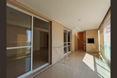 Apartamento para alugar com 108m², 4 quartos e 2 vagas Apartamento para alugar com 108m², 4 quartos e 2 vagasVaranda