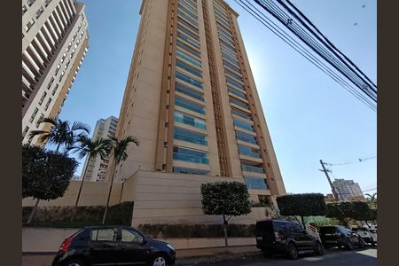 Apartamento para alugar com 108m², 4 quartos e 2 vagas Apartamento para alugar com 108m², 4 quartos e 2 vagasFachada