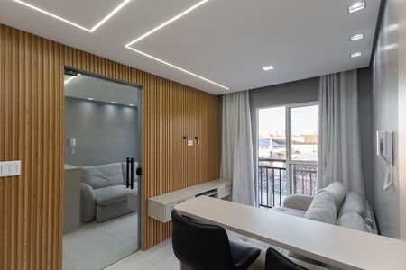 Apartamento para alugar com 2 quartos, 45m² em Vila Nova Carolina, São Paulo