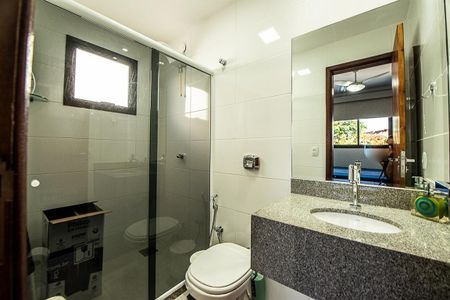 Casa para alugar com 230m², 4 quartos e 3 vagas Casa para alugar com 230m², 4 quartos e 3 vagasBanheiro