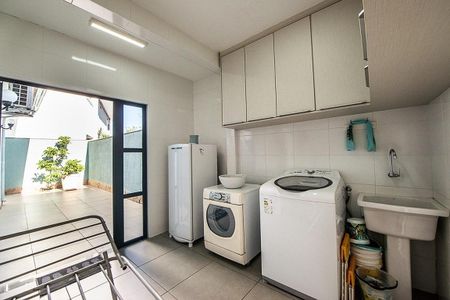 Área de Serviço de casa à venda com 4 quartos, 230m² em Camboinhas, Niterói
