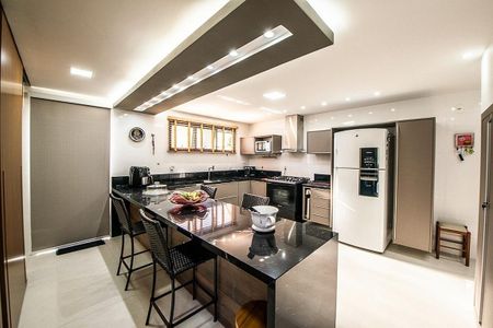 Cozinha de casa à venda com 4 quartos, 230m² em Camboinhas, Niterói