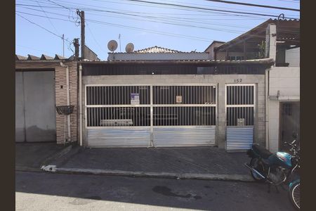 Fachada de casa à venda com 3 quartos, 140m² em Campanário, Diadema